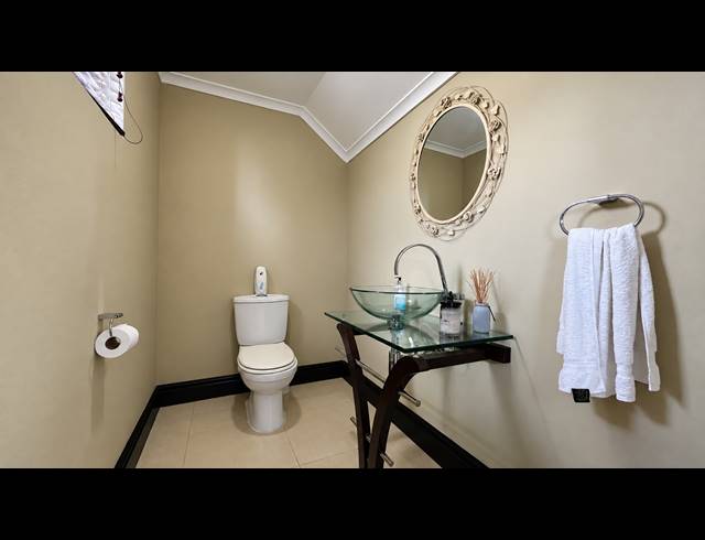 4 BEDROOM HOUSE FOR SALE IN PARKLANDS